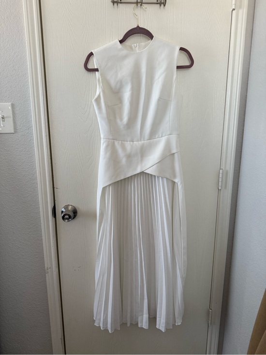 Commense Dresses & Skirts - Commense White Sleeveless High-Low Pleated Dress